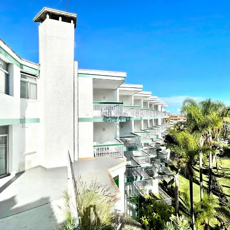 Apartment Single Studio E With Wifi, Balcony, Swimming Pools