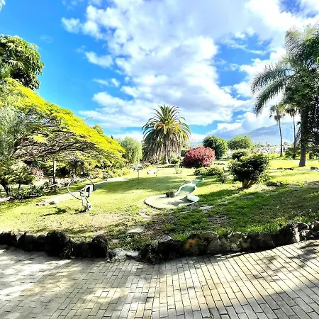 Single Studio E With Wifi, Balcony, Swimming Pools *