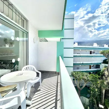 Single Studio E With Wifi, Balcony, Swimming Pools Appartamento *